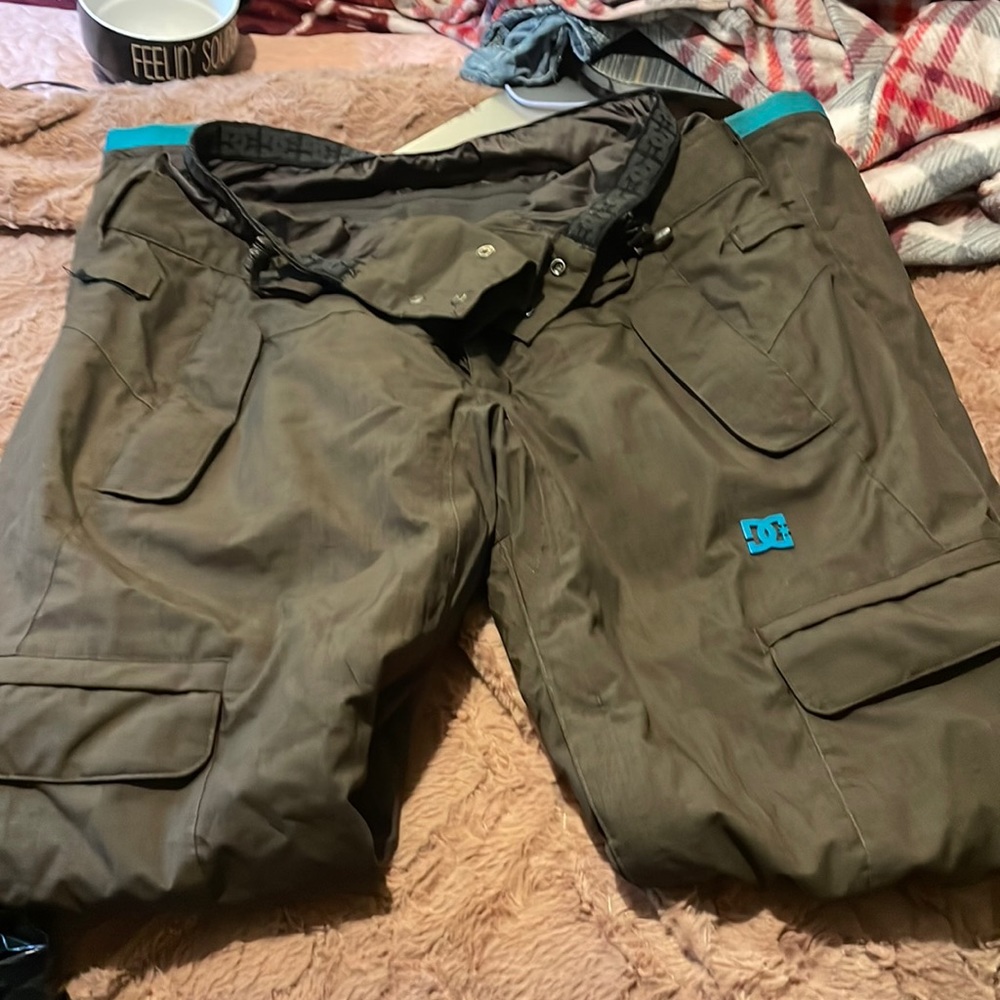Snow pants